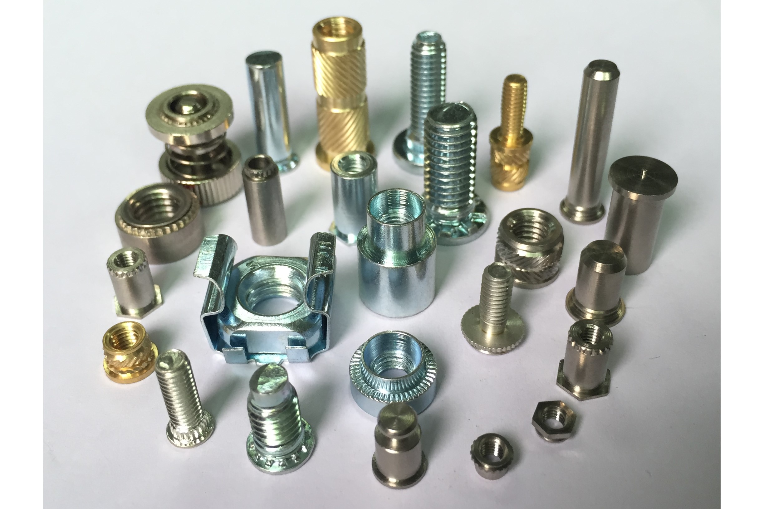 Grand_Metal_Manufactory_PRODUCT_FAMILY2_7045_0.jpg Grand_Metal_Manufactory_PRODUCT_FAMILY2_7045_0.jpg