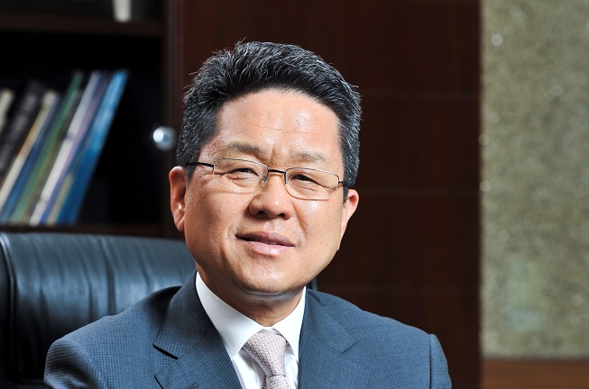 Korean_Chairman_a6351_0.jpg