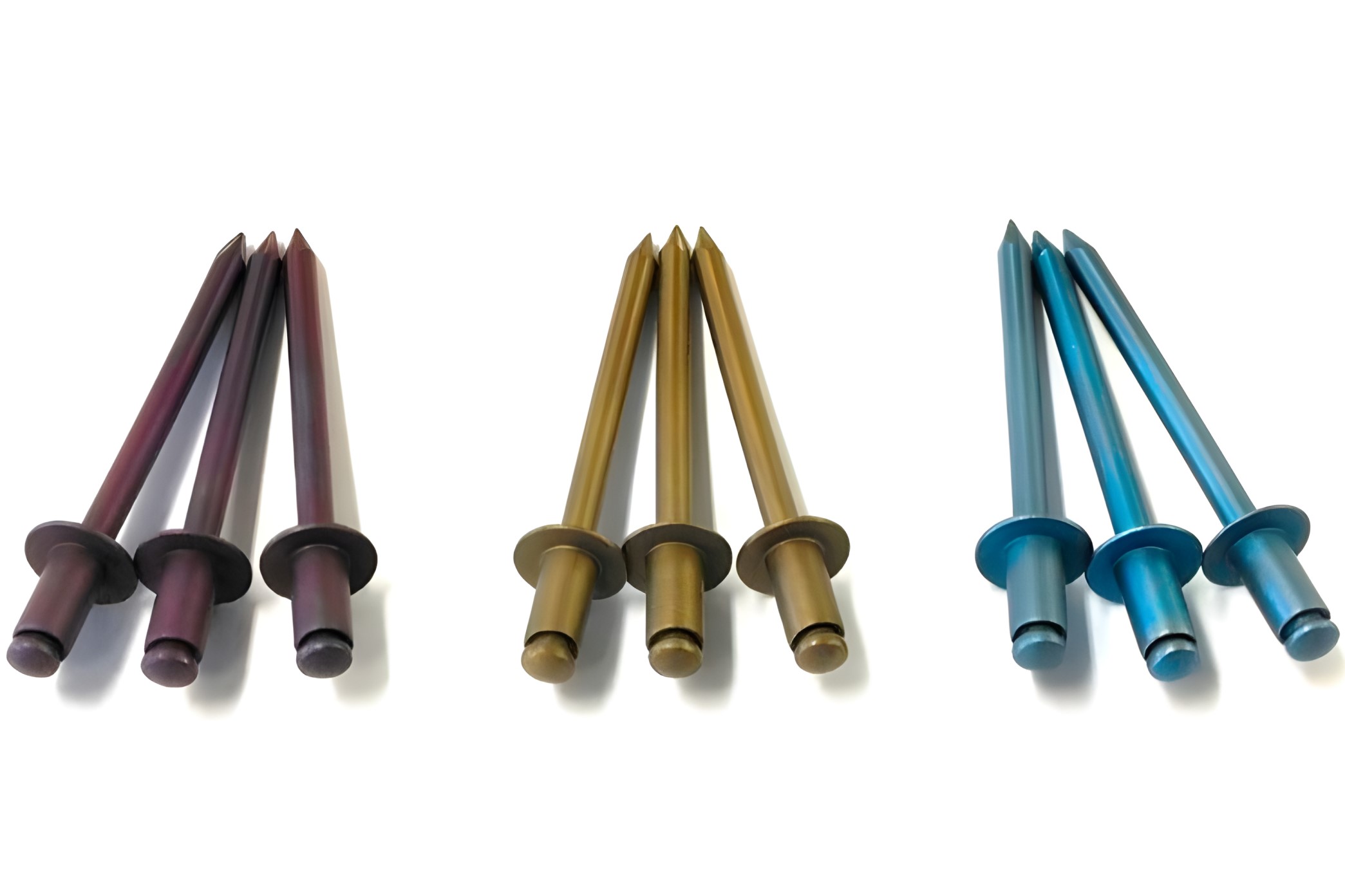 Nissen_color_titan_blind_rivet_8550_0.jpg Nissen_color_titan_blind_rivet_8550_0.jpg