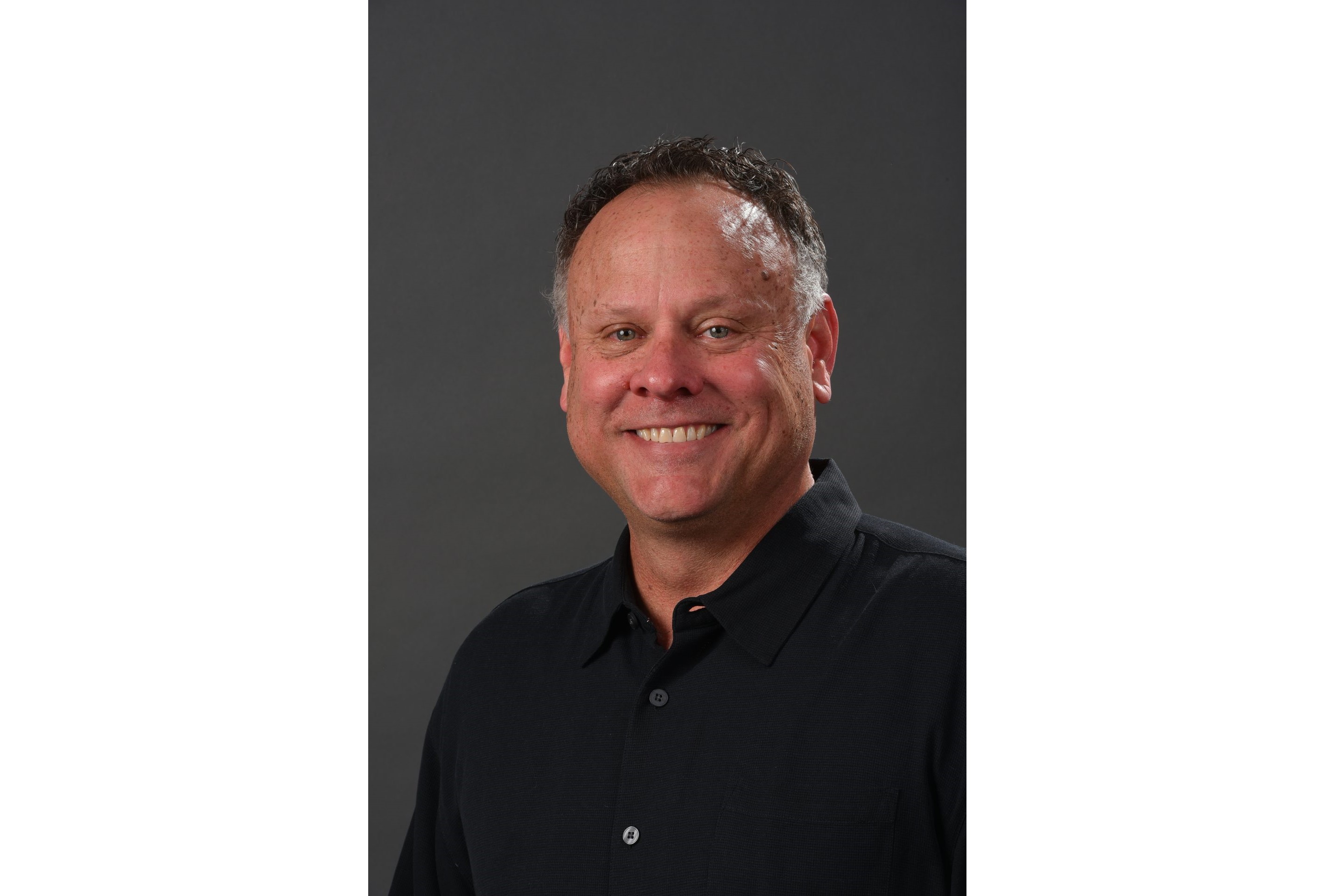 Simpson_Strong_Tie_Promotes_Ron_Gaines_8970_0.jpg Simpson_Strong_Tie_Promotes_Ron_Gaines_8970_0.jpg
