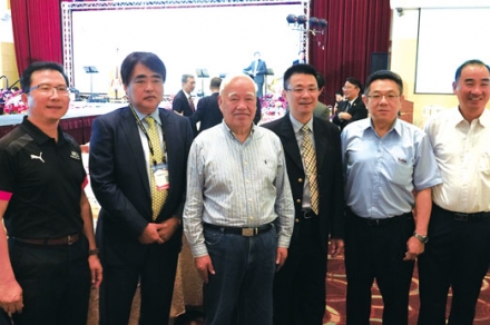 Gwo_Lian_a6070_1.jpg Gwo_Lian_a6070_1.jpg