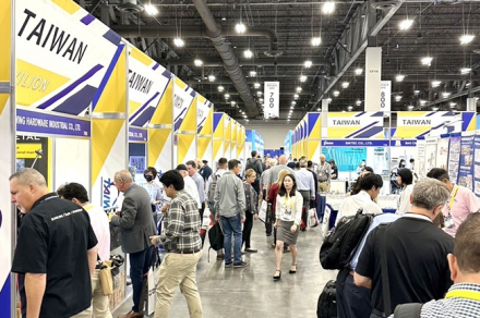 International_Fastener_Expo_2022_3_8123_2.jpg International_Fastener_Expo_2022_3_8123_2.jpg