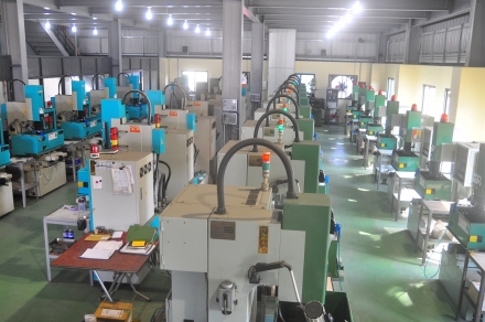 Lu_Yi_a5918_3.jpg Lu_Yi_a5918_3.jpg