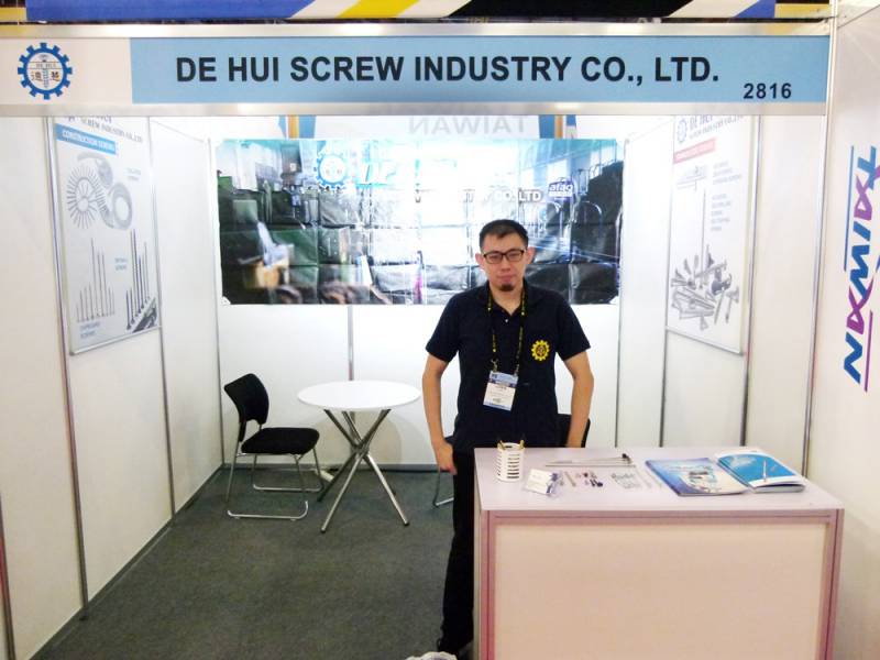 International-Fastener-Expo-De_Hui.jpg