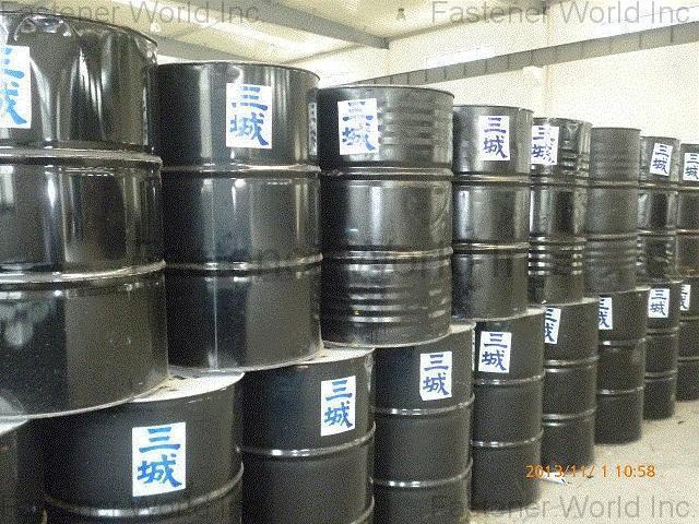 SAN TZENG ENTERPRISE CO., LTD.  , Forming & Tapping Oils of Bolts & NutsForming & Tapping Oils of Bolts & Nuts, METALWORKING OIL, LUBRICATING OIL, WATER SOLUBILE OIL, HYDRAULIC OIL, CIRCULATING OIL , Forming Oil