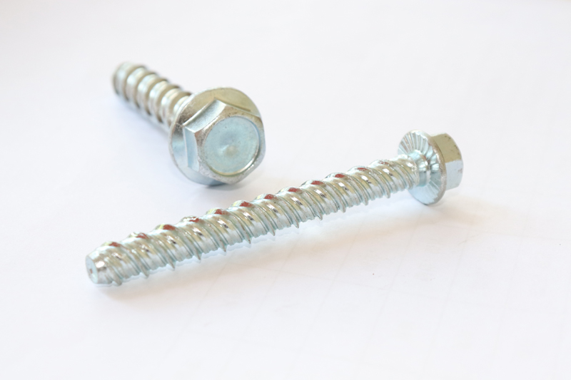 SUZHOU LITTO FASTENER CO., LTD. (JMTM TRADING) , Concrete Bolt, Flange Head, Hi-Low Thread, White Zinc