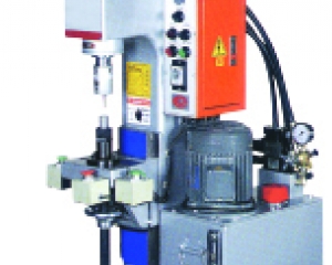 fastener-world(GIANT RED-WOOD INTERNATIONAL & CO., LTD. )