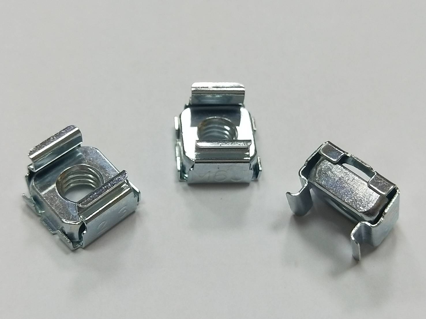 seller information : Cage Nuts